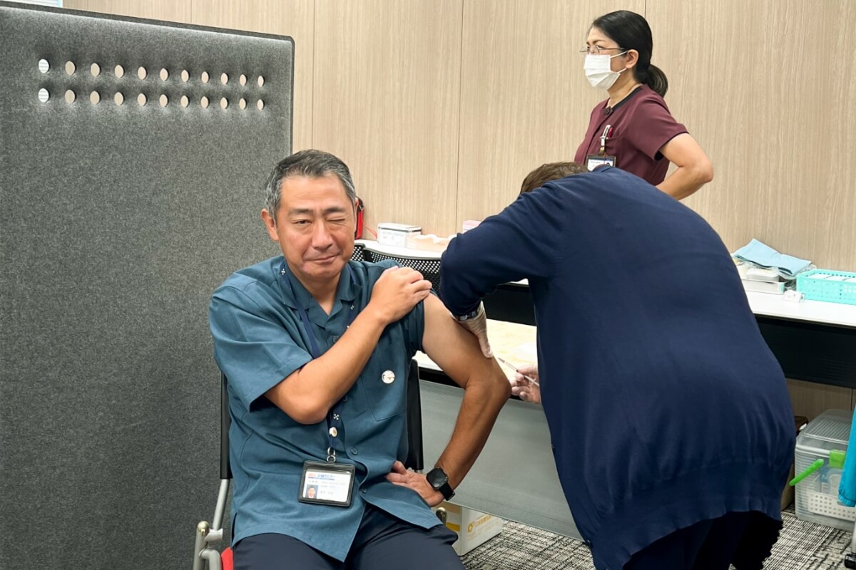 集団接種の様子